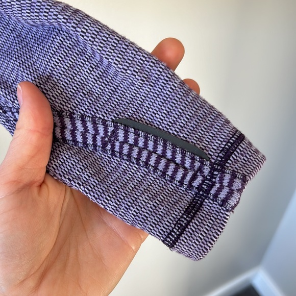 Lululemon Thick Long Sleeve Shirt With reflectors On Sleeve - Picture 5 of 14